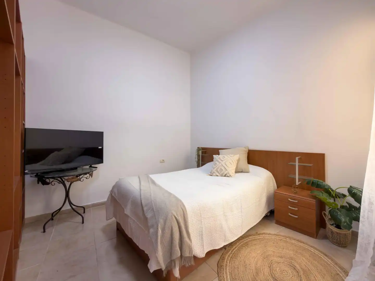 Schlafzimmer von Wohnung zum Verkauf in Santa Cruz de Tenerife mit Klimaanlage und Möbliert