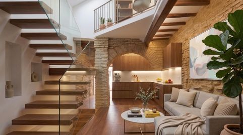 Casa semireformada en plaza Potro Lucano
