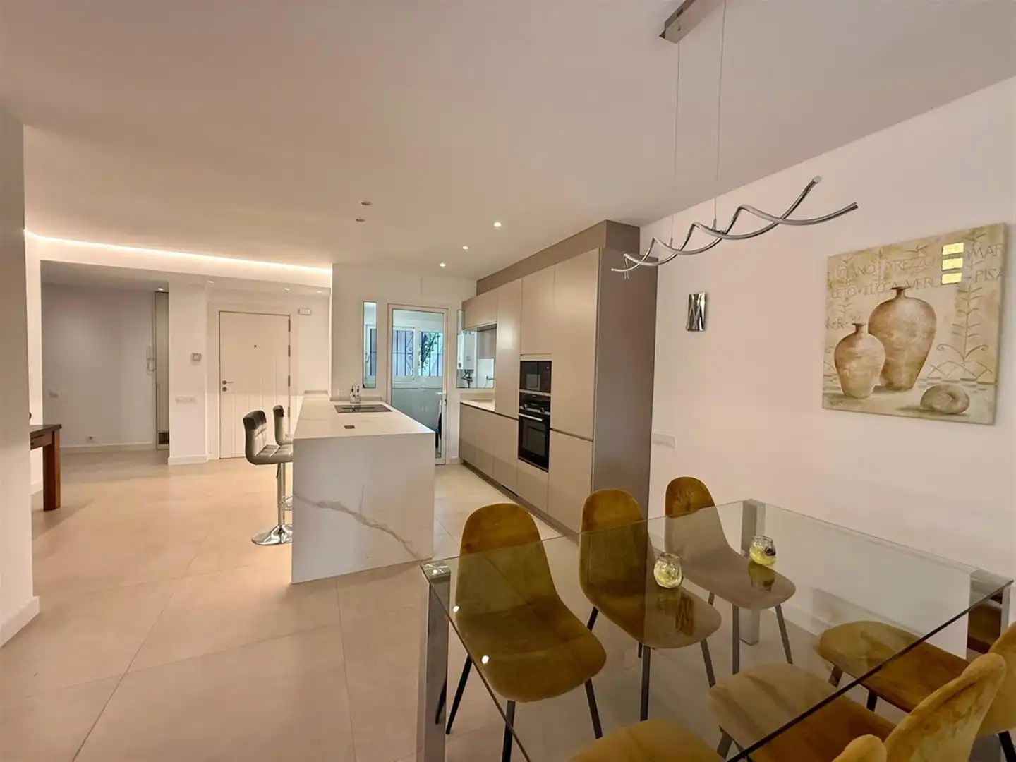 Cocina de Apartamento en venta en Marbella con Aire acondicionado