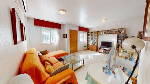 Foto 4 de Casa adosada en venda a Residencial Parque de las Naciones, 179, Zona Carrefour - Urbanizaciones, Torrevieja