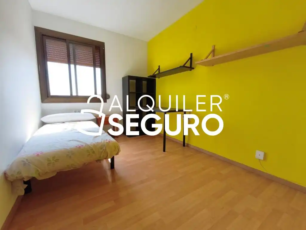 Habitación de Piso de alquiler en Alicante / Alacant con Amueblado