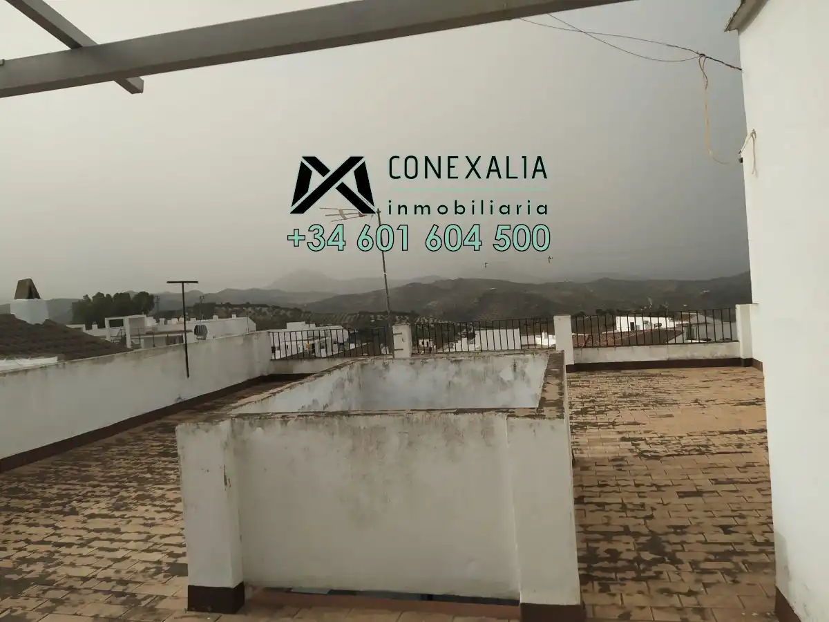 Vista exterior de Piso en venta en Olvera con Terraza y Balcón