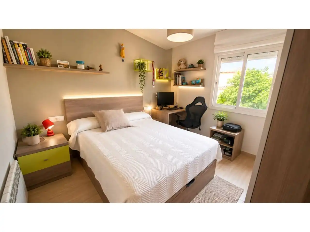Habitación de Casa adosada en venta en Lladó con Aire acondicionado, Calefacción y Jardín privado