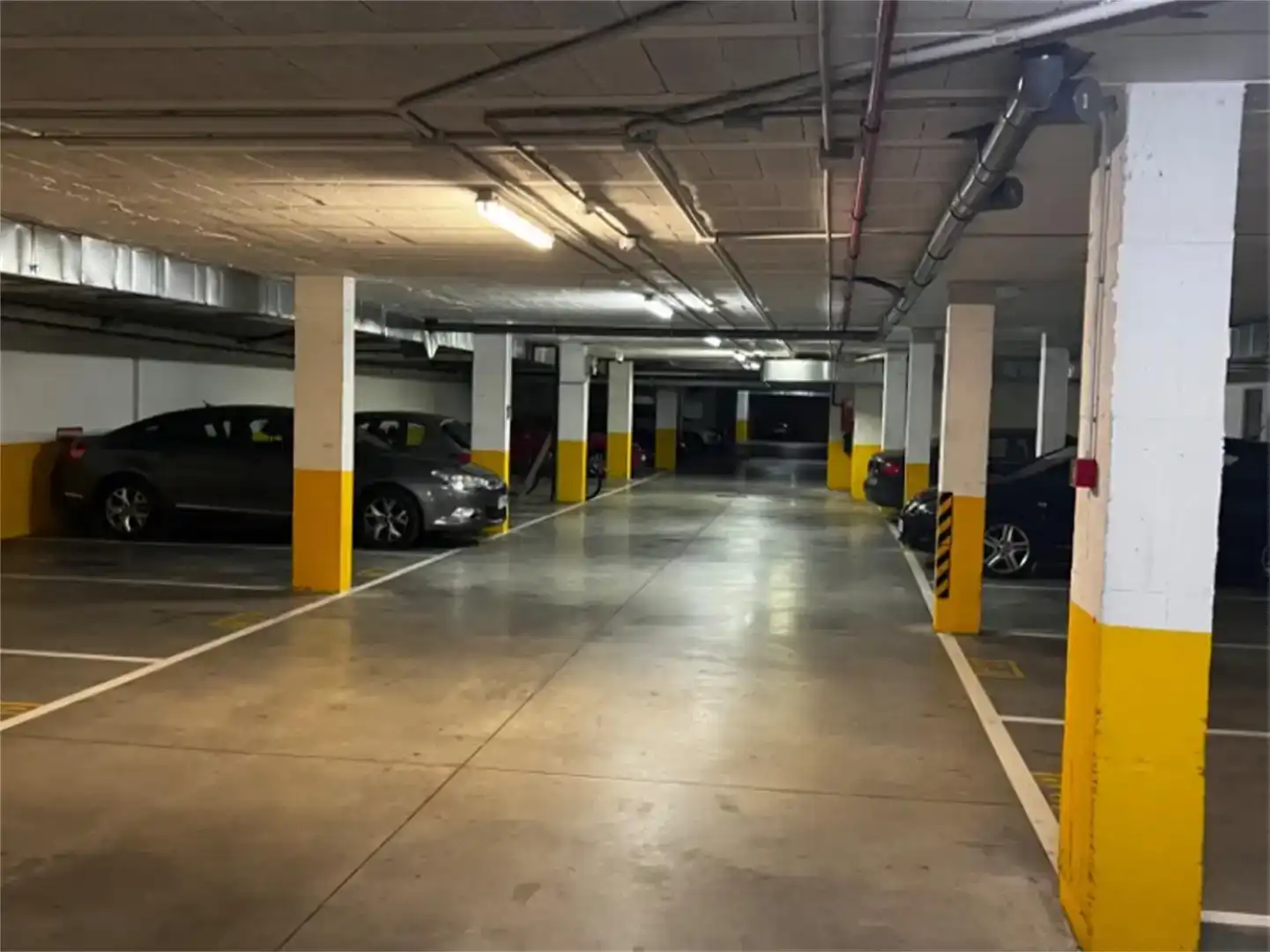 Parking of Garage for rent in A Illa de Arousa 