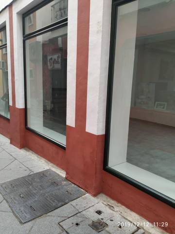 Local comercial en Alquiler en Miralvalle - Av. Virgen del Puerto - La Data