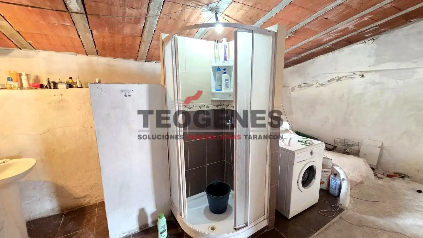Baño de Casa o chalet en venta en Saelices con Calefacción y Trastero
