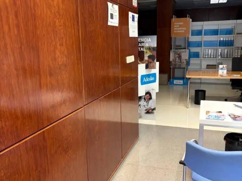 Büro zur Miete in La Vall d'Uixó mit Klimaanlage, Heizung und Möbliert
