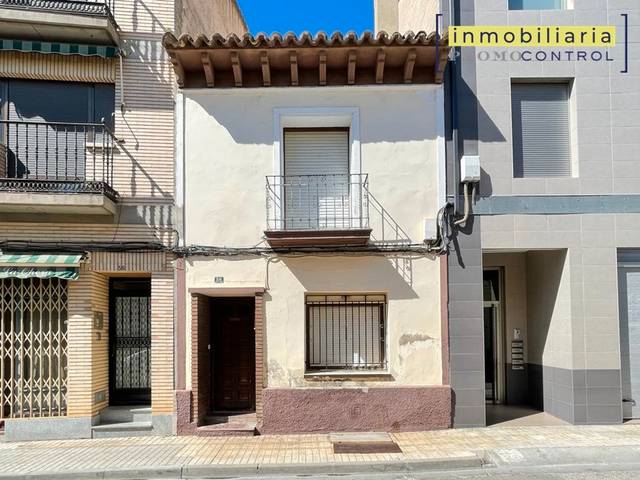 Casa-chalet en Venta en Calle Suñol, 57 en Zuera