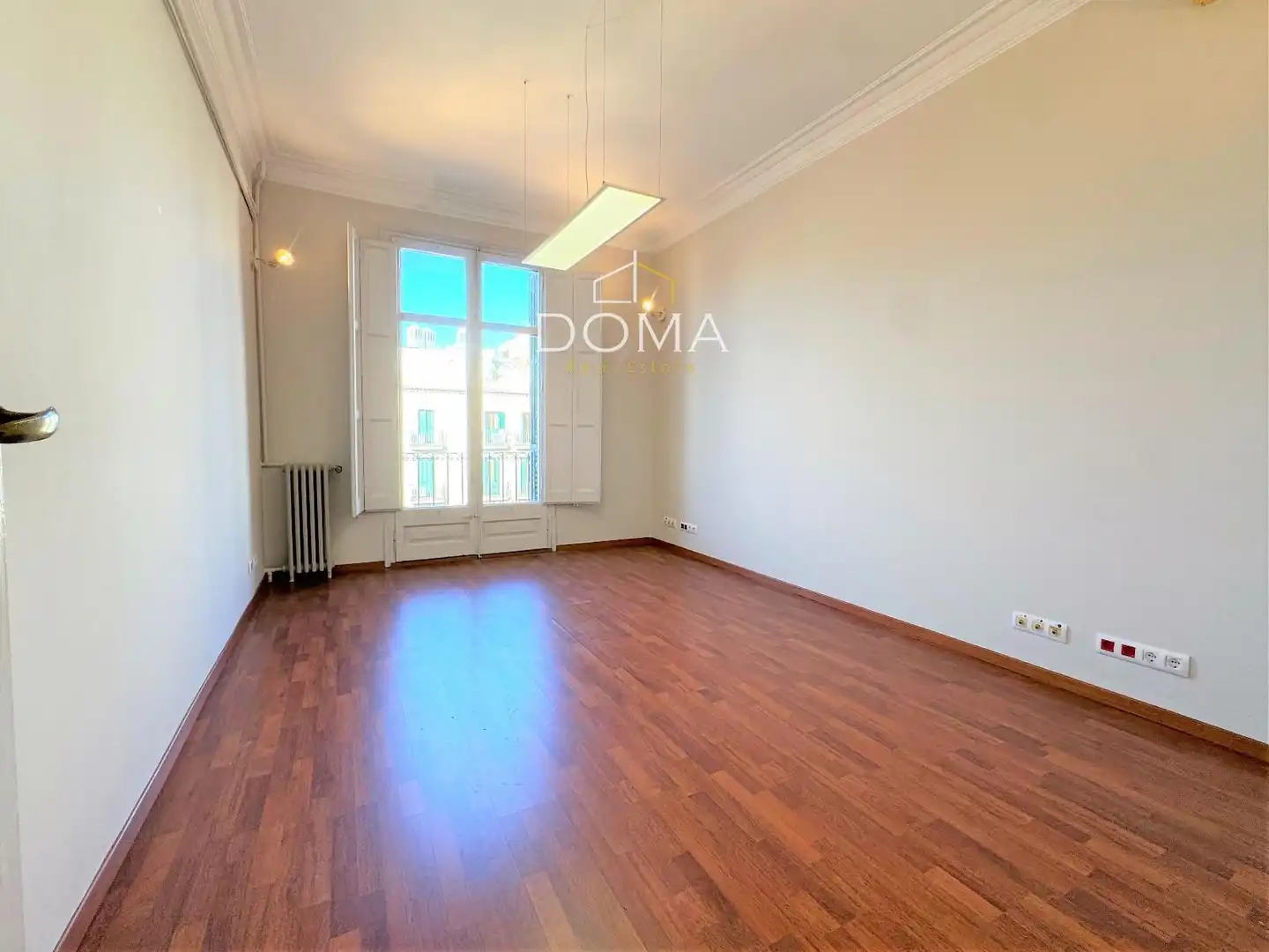 Habitación de Oficina de alquiler en Barcelona con Aire acondicionado, Calefacción y Terraza