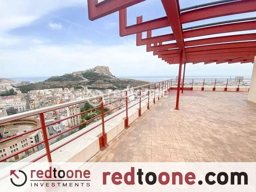 Terraza de Piso en venta en Alicante / Alacant con Calefacción