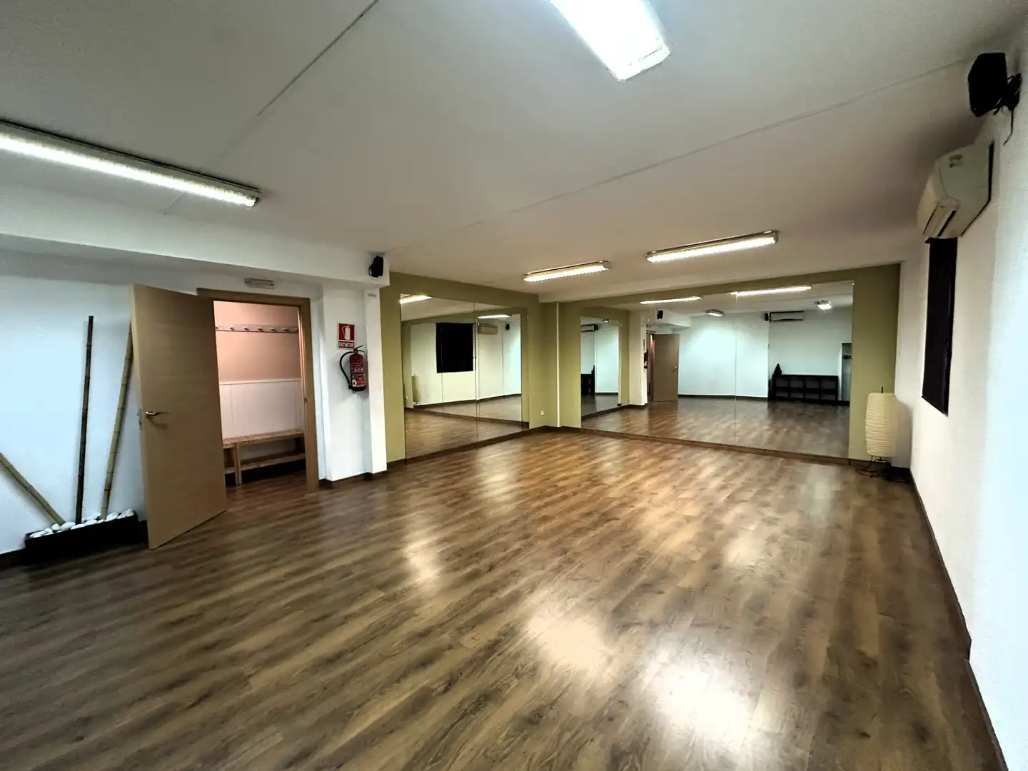 Local comercial en alquiler en Calle de San Juan