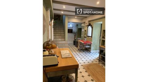 Photo 3 of Room in Ayuntamiento - El Salvador, Godella