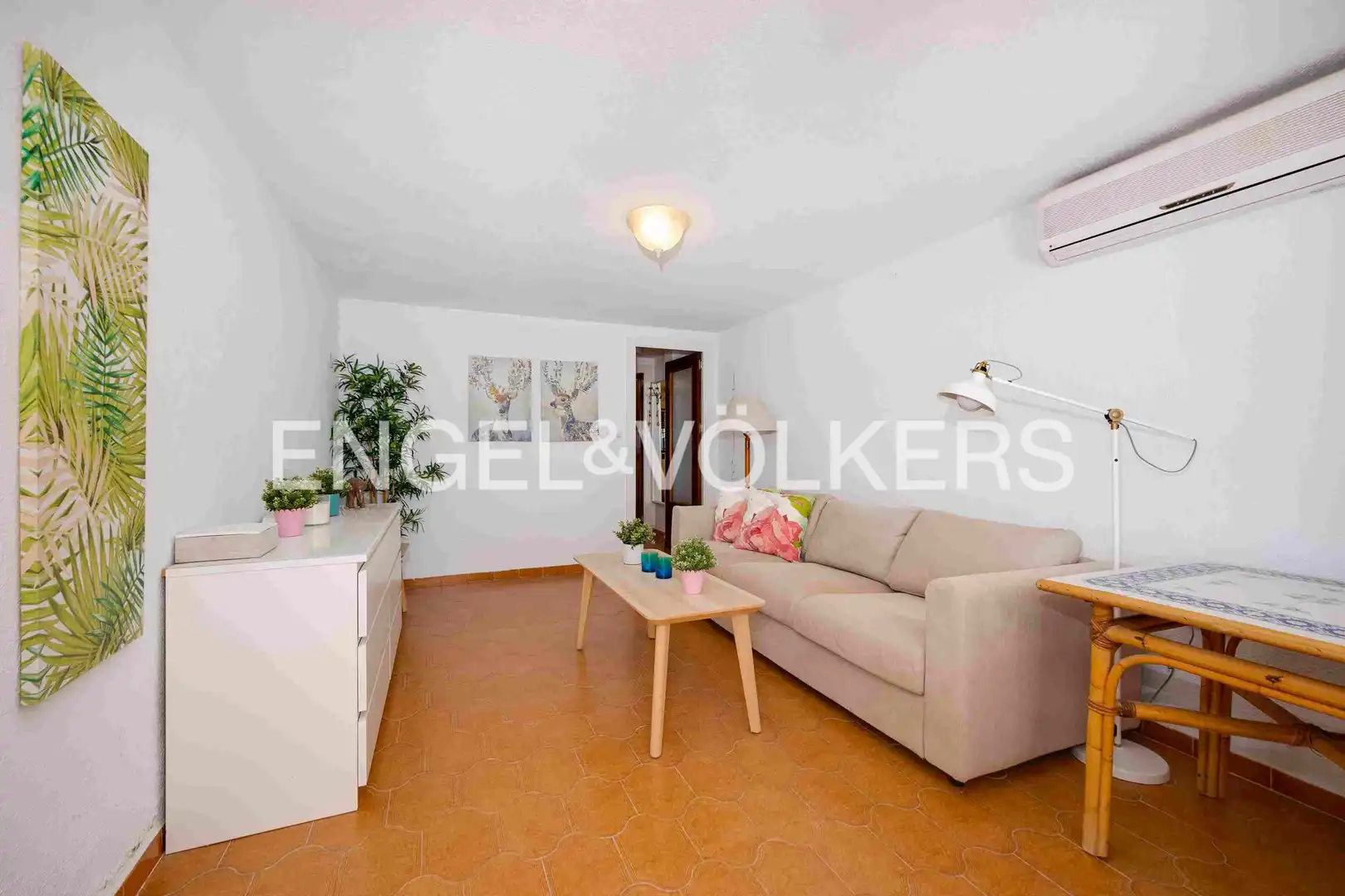 Sala d'estar de Casa o xalet en venda en Orihuela amb Aire condicionat, Calefacció i Terrassa