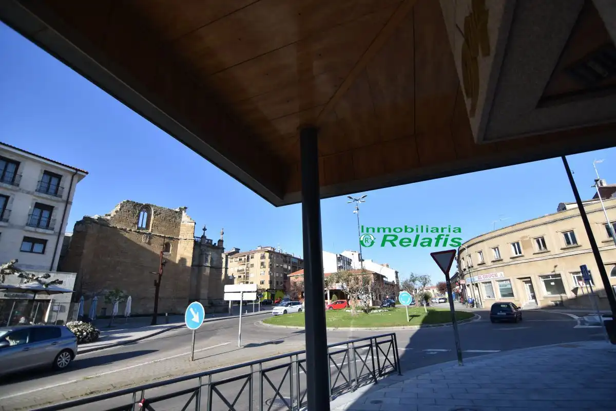 Exterior view of Commercial properties for sale in Ciudad Rodrigo  with Air Conditioner