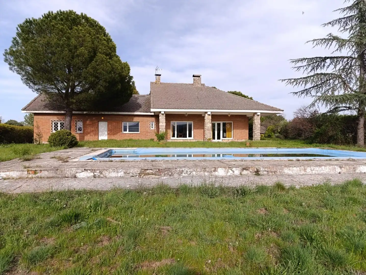 Vista exterior de Casa o chalet en venta en Pedrezuela con Calefacción, Jardín privado y Terraza