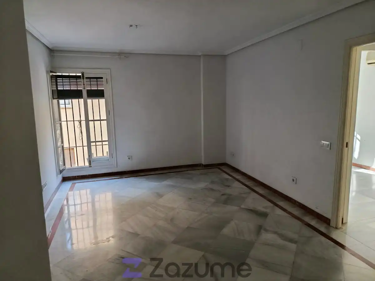 Piso de alquiler en Sevilla con Aire acondicionado, Calefacción y Horno