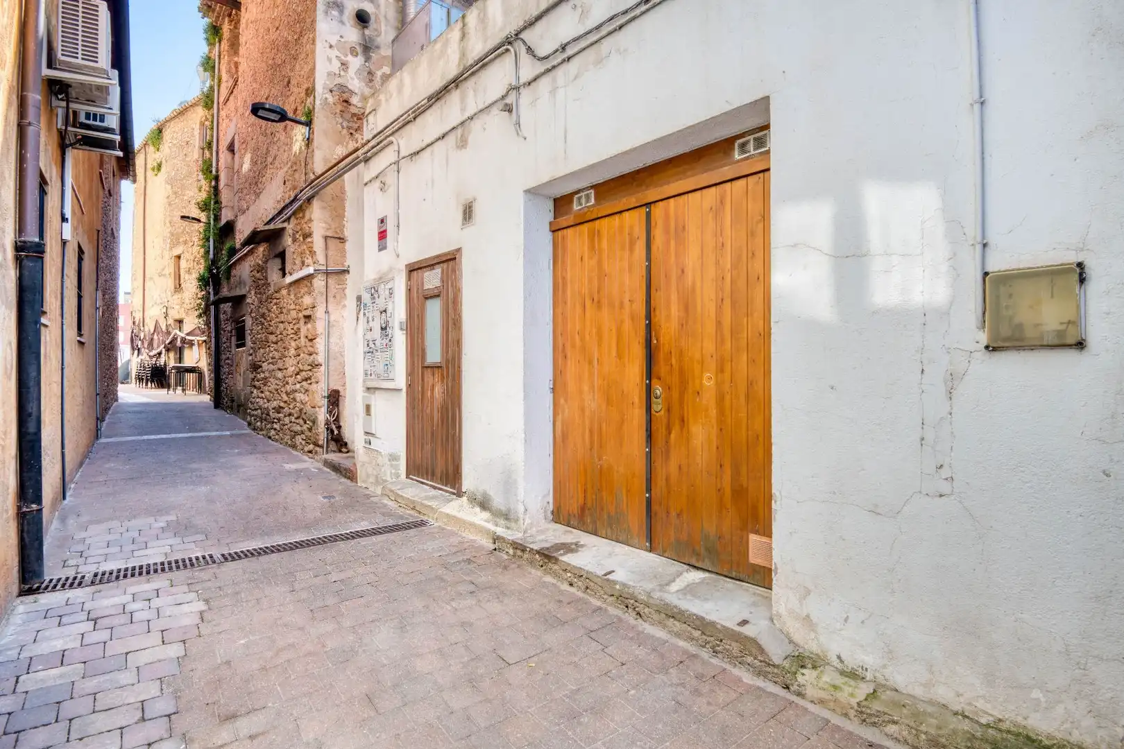 Vista exterior de Edifici en venda en Palafrugell