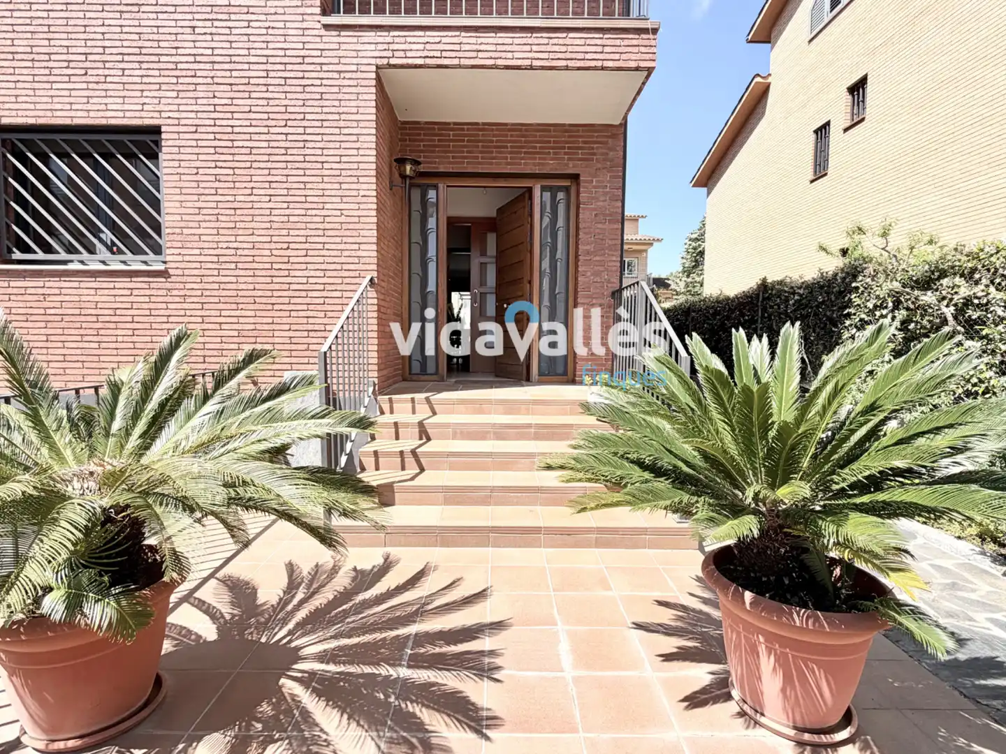 Exterior view of Houses for sale in Llinars del Vallès  with Heating, Private garden and Terrace