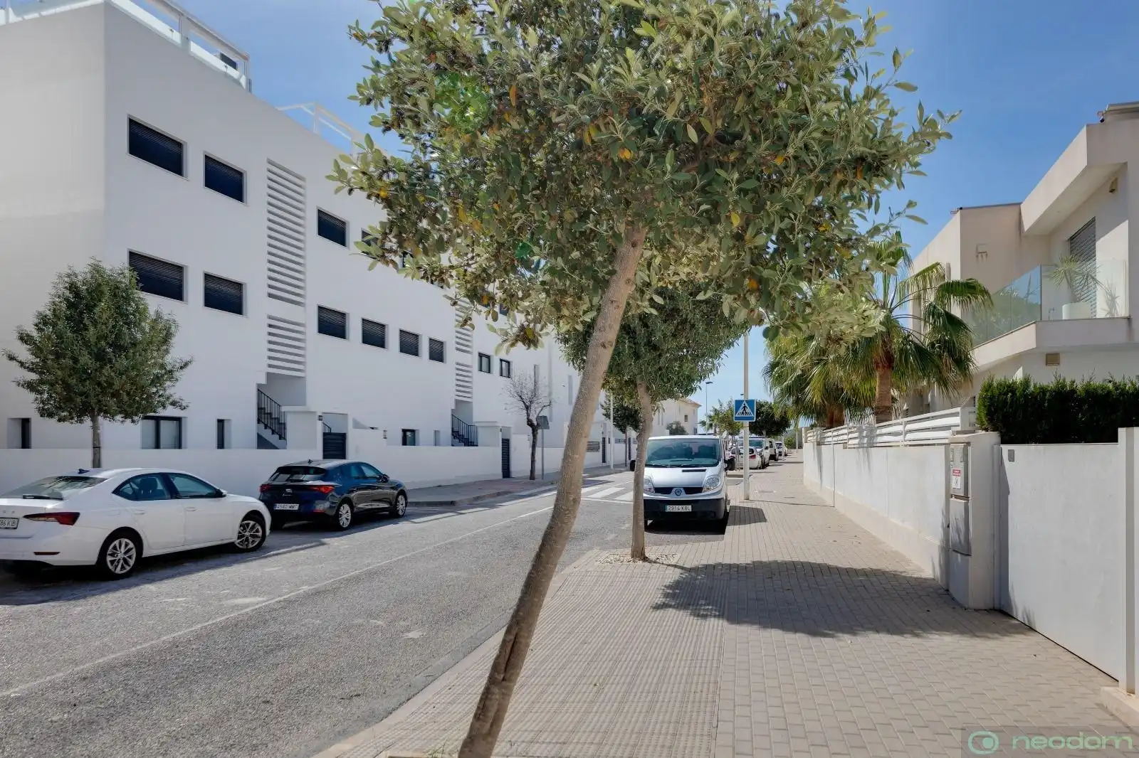 Vista exterior de Dúplex en venta en Guardamar del Segura con Aire acondicionado, Calefacción y Terraza