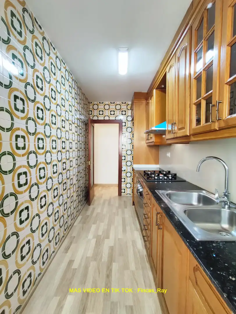 Cocina de Piso en venta en Caldes de Montbui con Aire acondicionado, Calefacción y Horno
