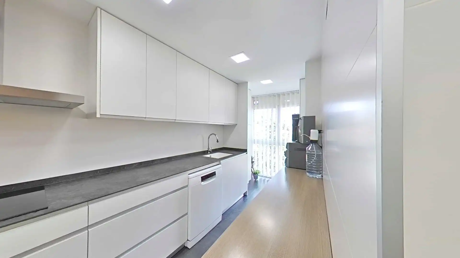 Küche von Wohnung zum Verkauf in Sabadell mit Heizung, Parkett und Balkon