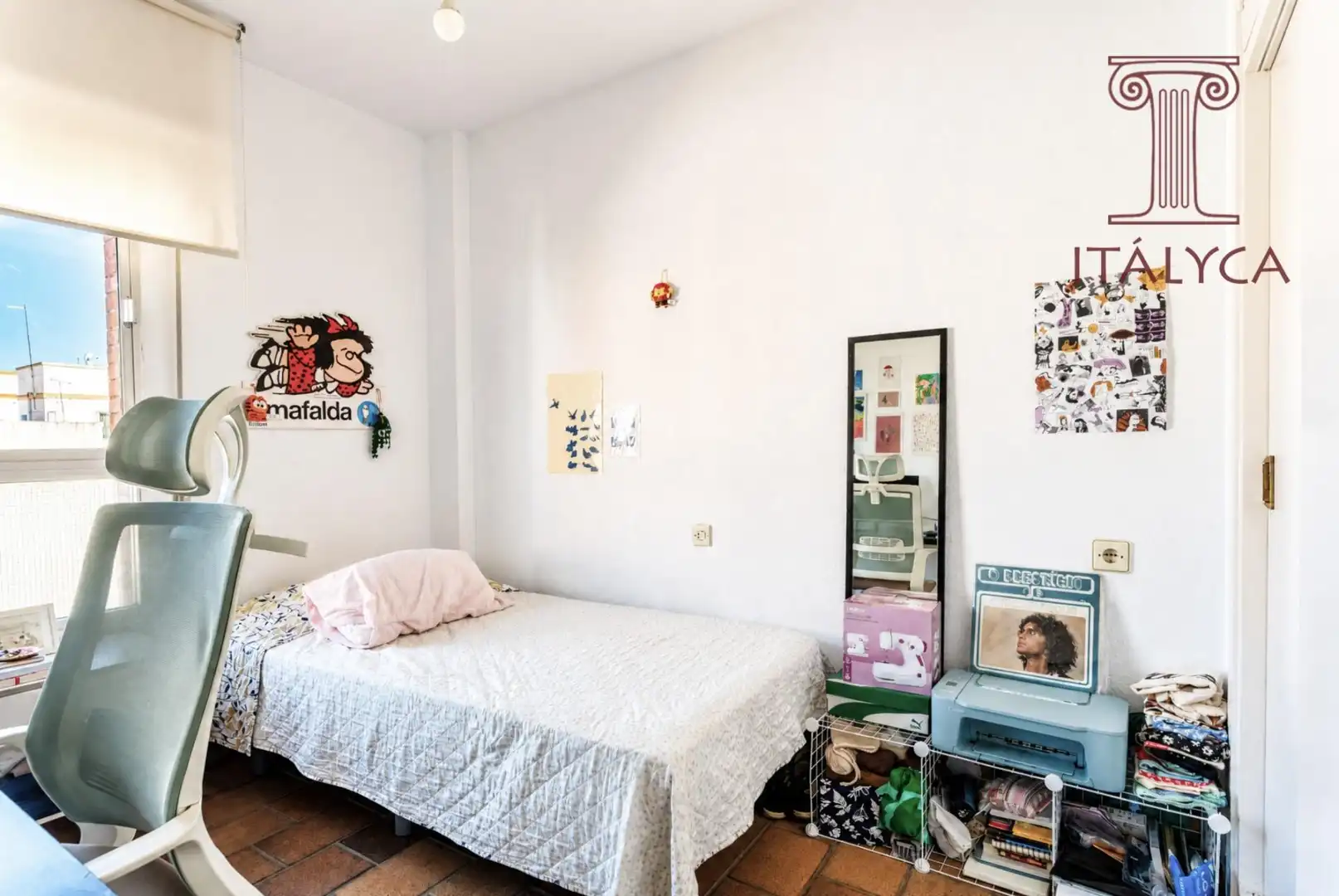 Bedroom of Flat for sale in Sevilla  with Air Conditioner, Heating and Terrace