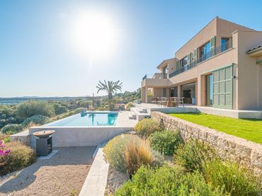 Villa con piscina in vendita a Llevant