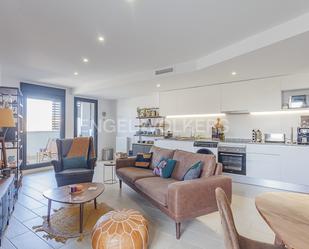 Living room of Apartment for sale in Badalona  with Air Conditioner, Heating and Parquet flooring