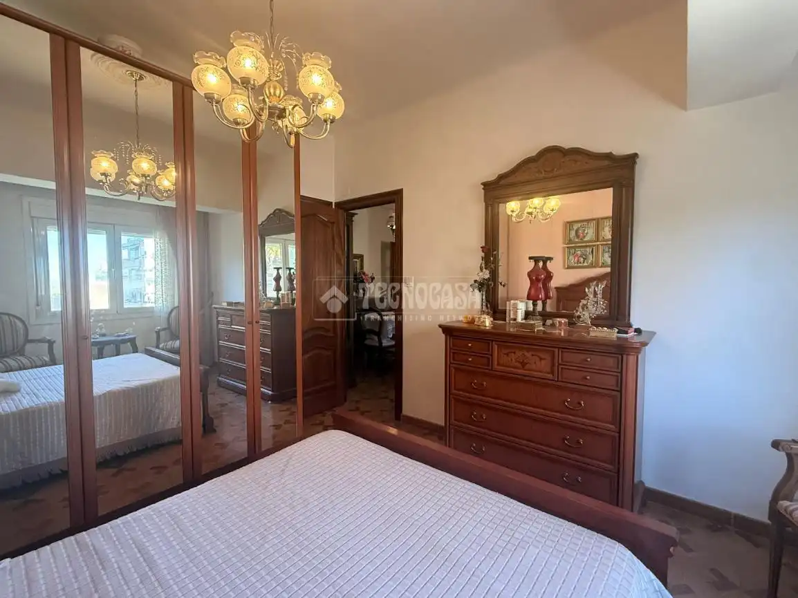Habitación de Piso en venta en Alicante / Alacant con Balcón