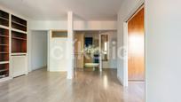 Flat for sale in  Madrid Capital  with Air Conditioner, Terrace and Swimming Pool