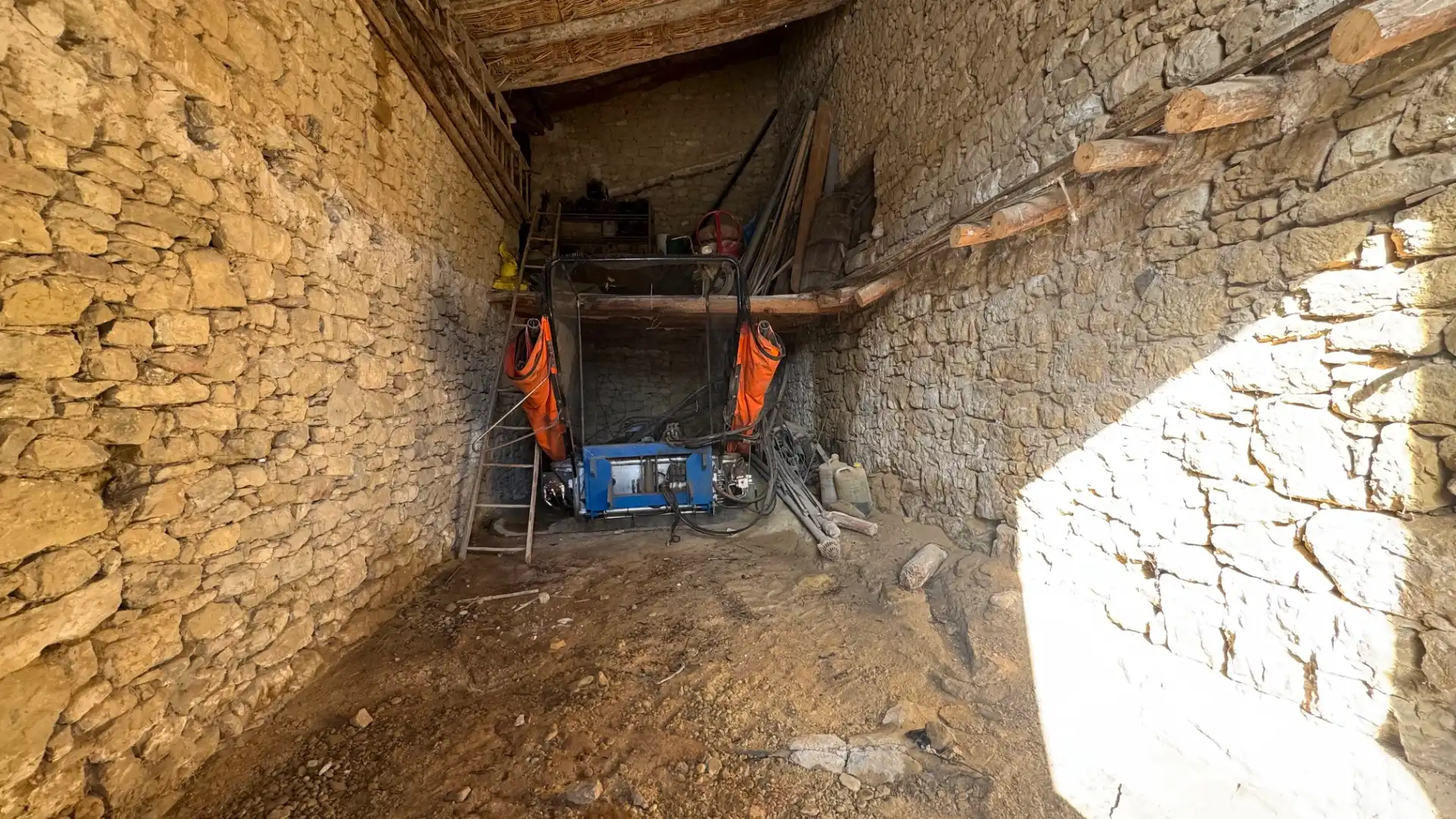 Residencial en venda en Valjunquera