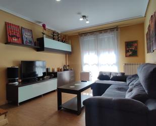 Living room of Attic for sale in Villamediana de Iregua  with Heating, Parquet flooring and Terrace