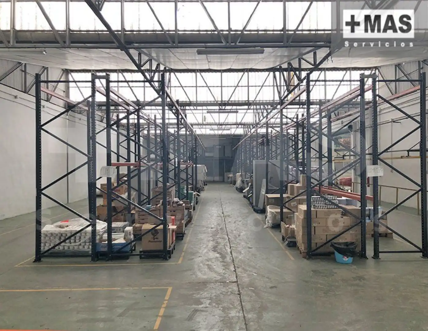 Industrial building to rent in Fuente del Jarro