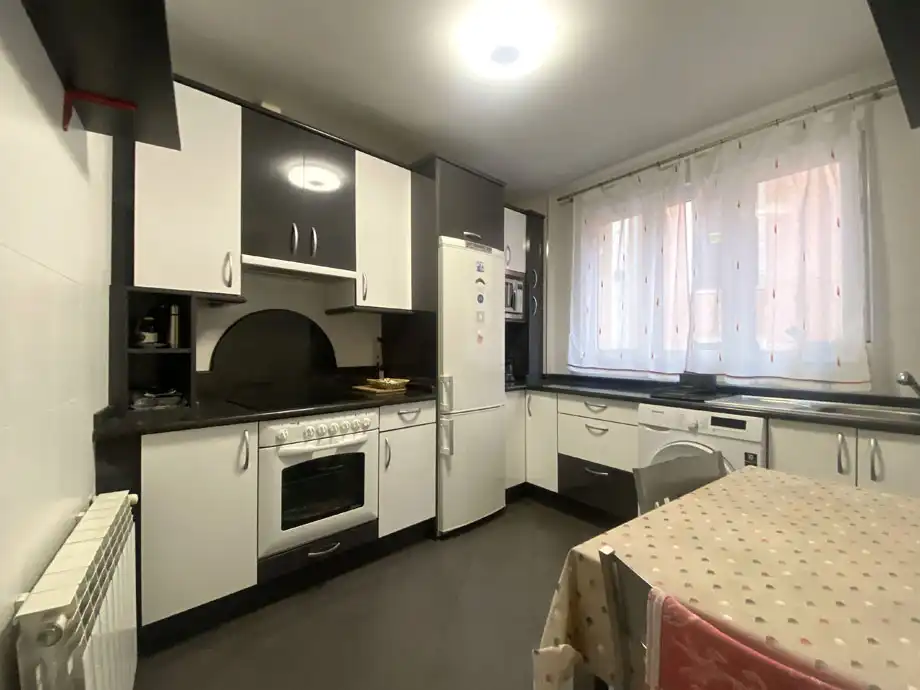 Kitchen of Flat for sale in Vitoria - Gasteiz  with Heating