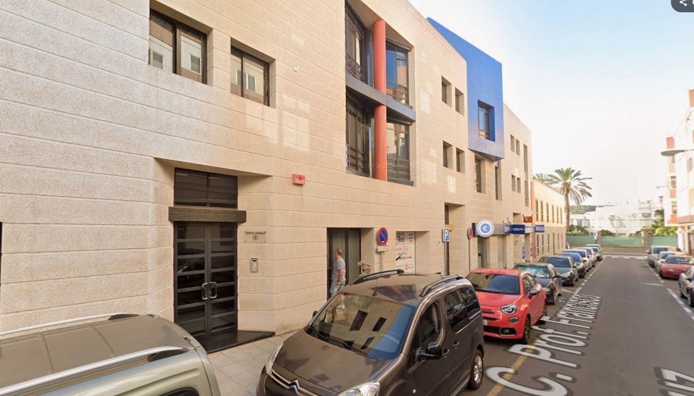 Piso en venta en Calle Profesor Francisco Cruz, San Juan