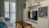 Living room of Flat for sale in  Madrid Capital