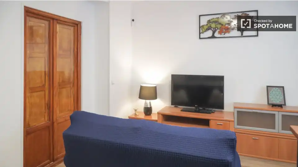 Room in Palomeras Sureste