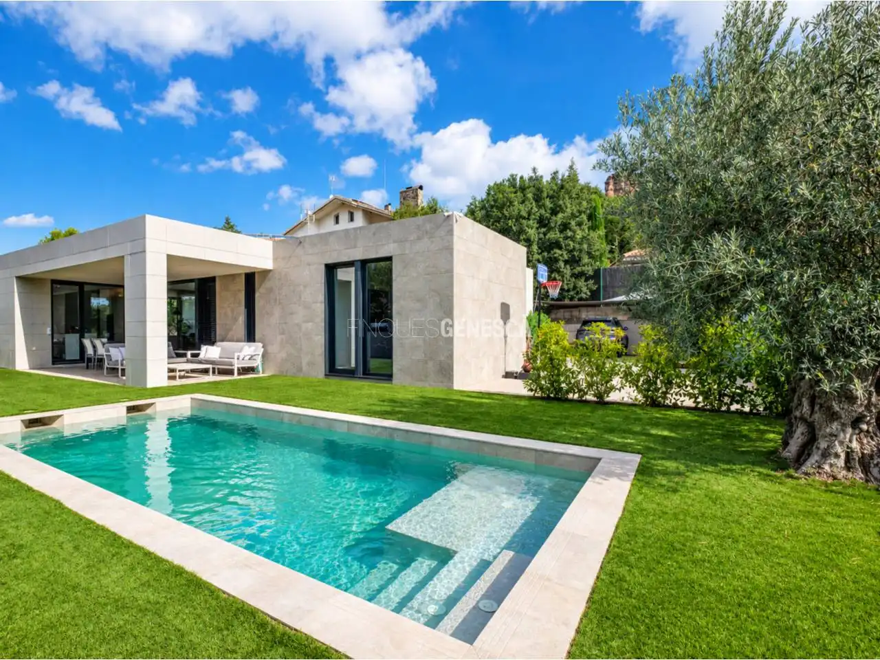 House with pool for sale in Calle Pinetells, imagen 33