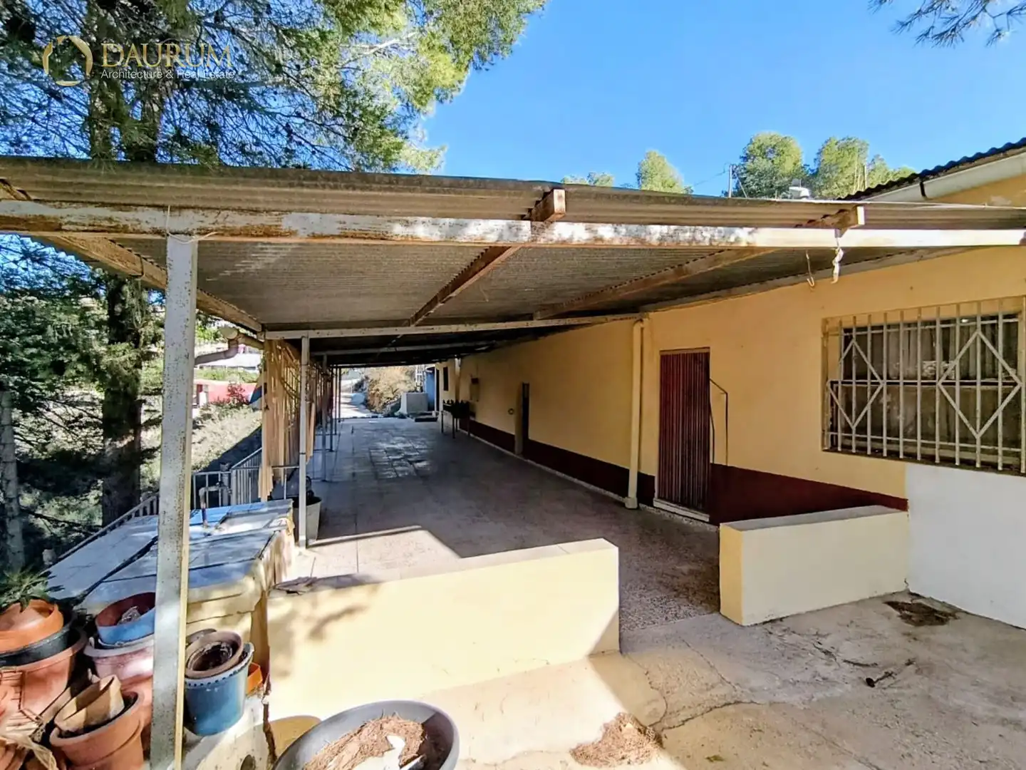 Außenansicht von Haus oder Chalet zum Verkauf in Crevillent mit Klimaanlage, Terrasse und Abstellraum