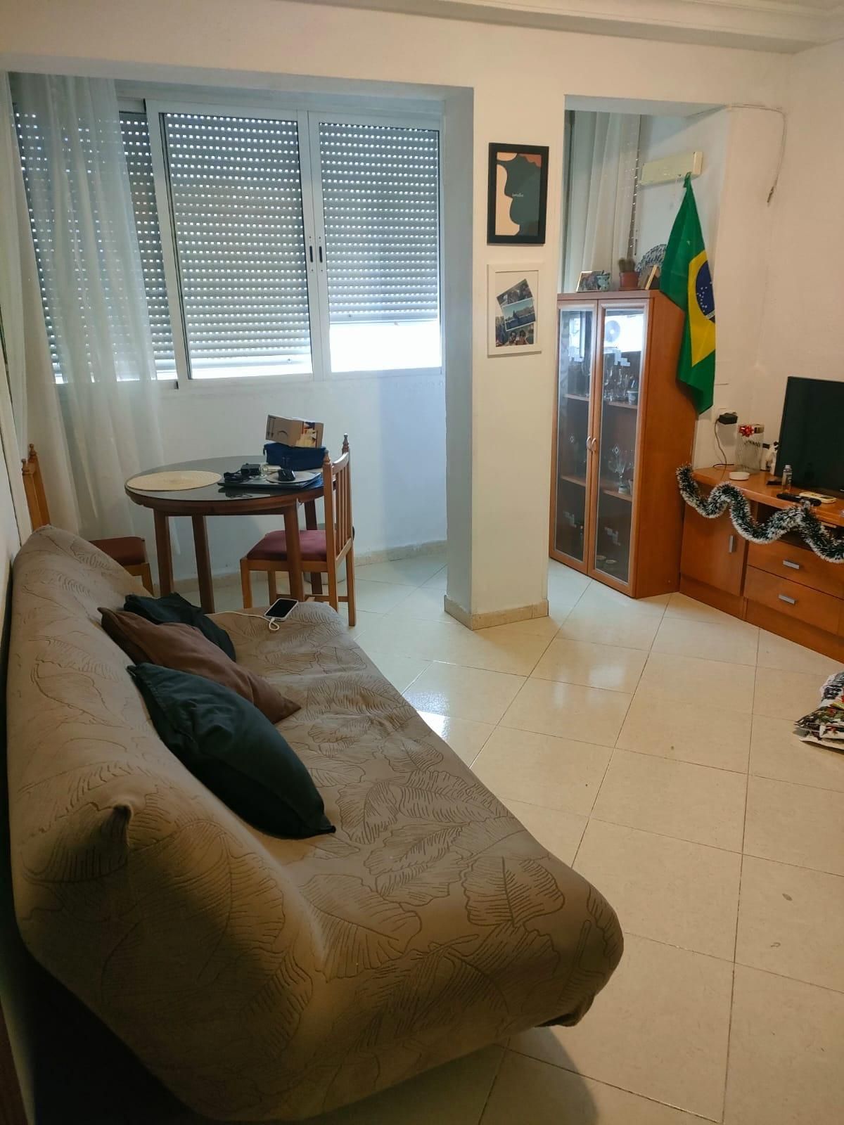 Living room of Flat for sale in  Sevilla Capital  with Air Conditioner