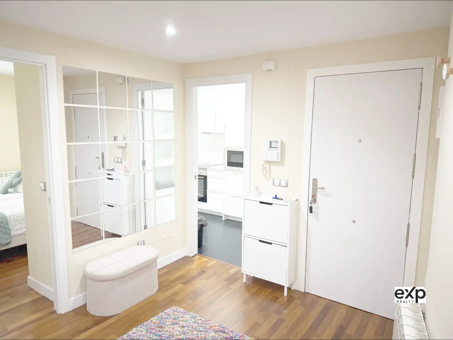 Baño de Piso en venta en Llanes con Calefacción, Terraza y Amueblado