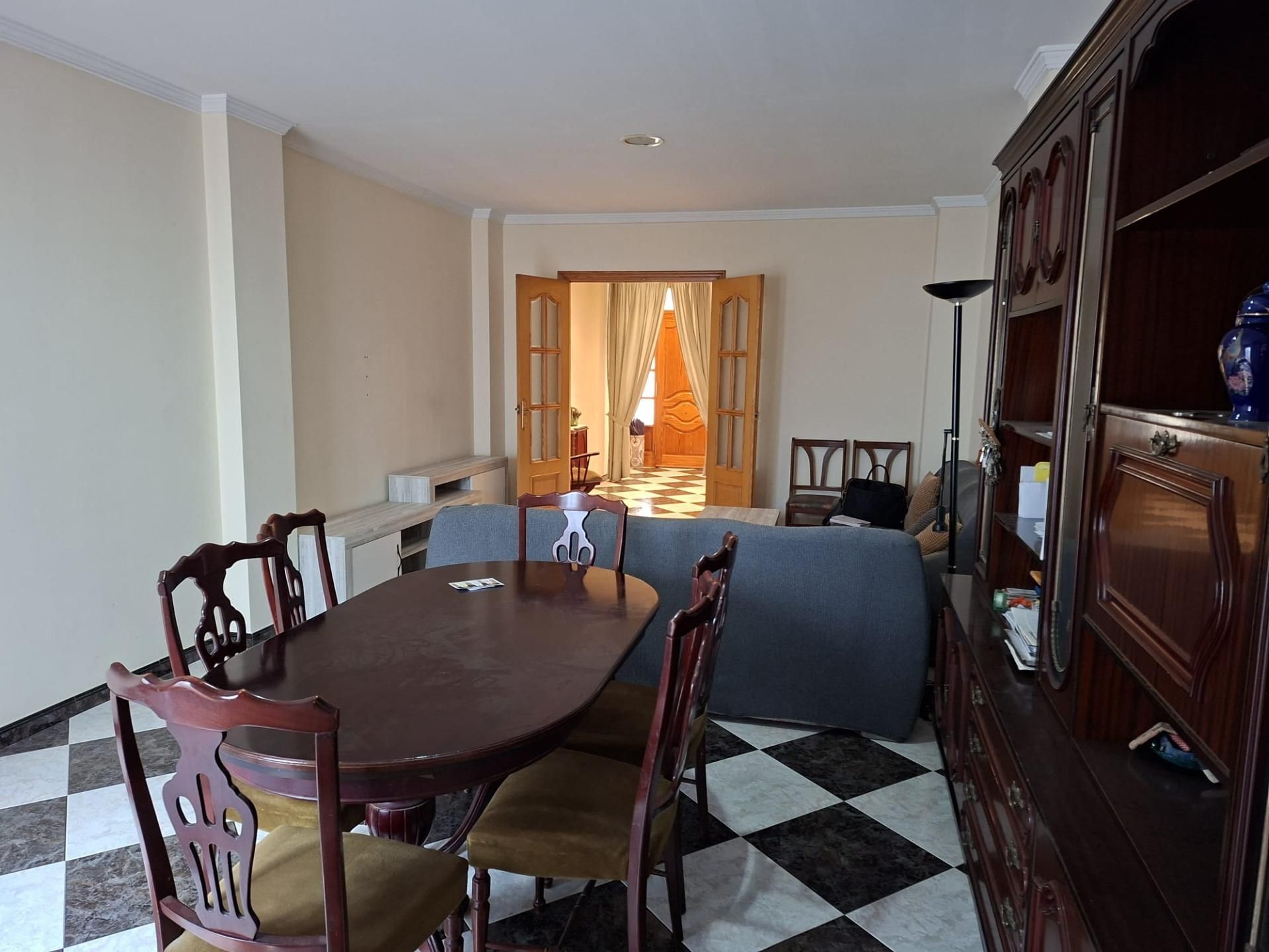 Menjador de Casa o xalet en venda en La Font d'en Carròs amb Terrassa, Traster i Moblat