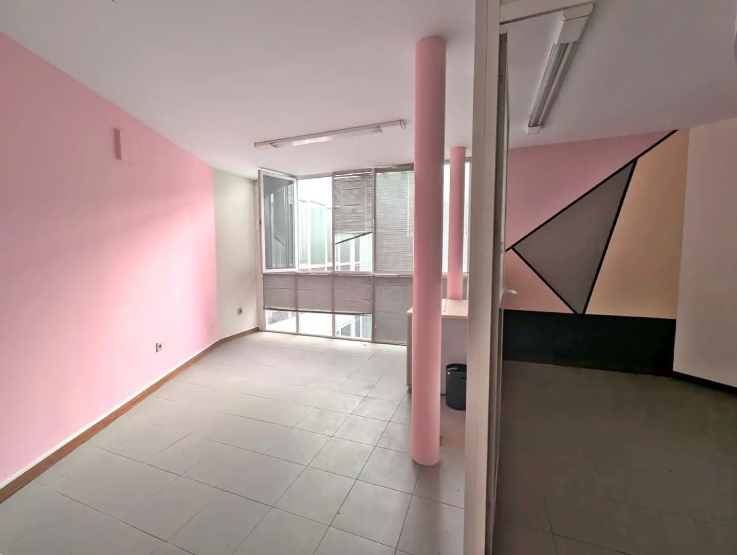 Business premises to rent in Torrelavega - CALLE RUIZ TAGLE, imagen 4