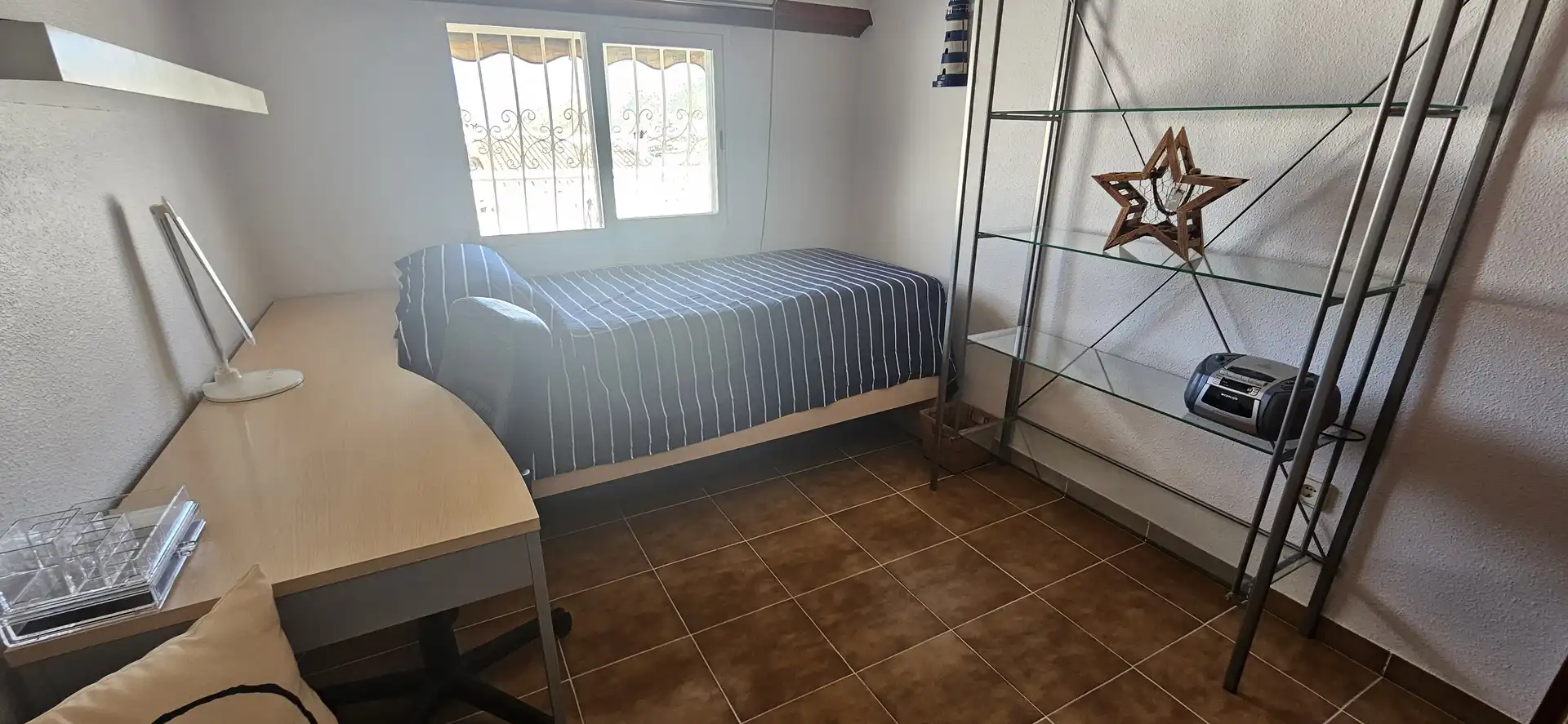 Schlafzimmer von Einfamilien-Reihenhaus zum Verkauf in L'Alfàs del Pi mit Abstellraum, Schwimmbad und Möbliert