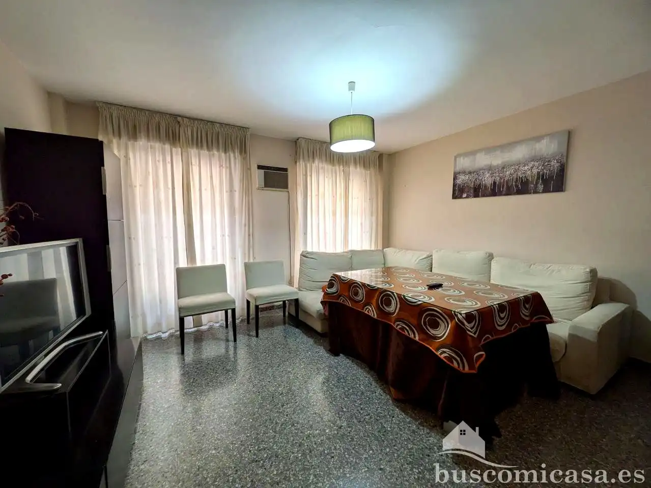 Sala d'estar de Dúplex en venda en Linares amb Aire condicionat
