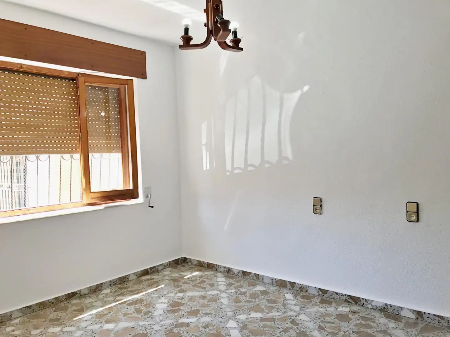 Dormitori de Finca rústica en venda en Orihuela amb Aire condicionat, Jardí privat i Traster