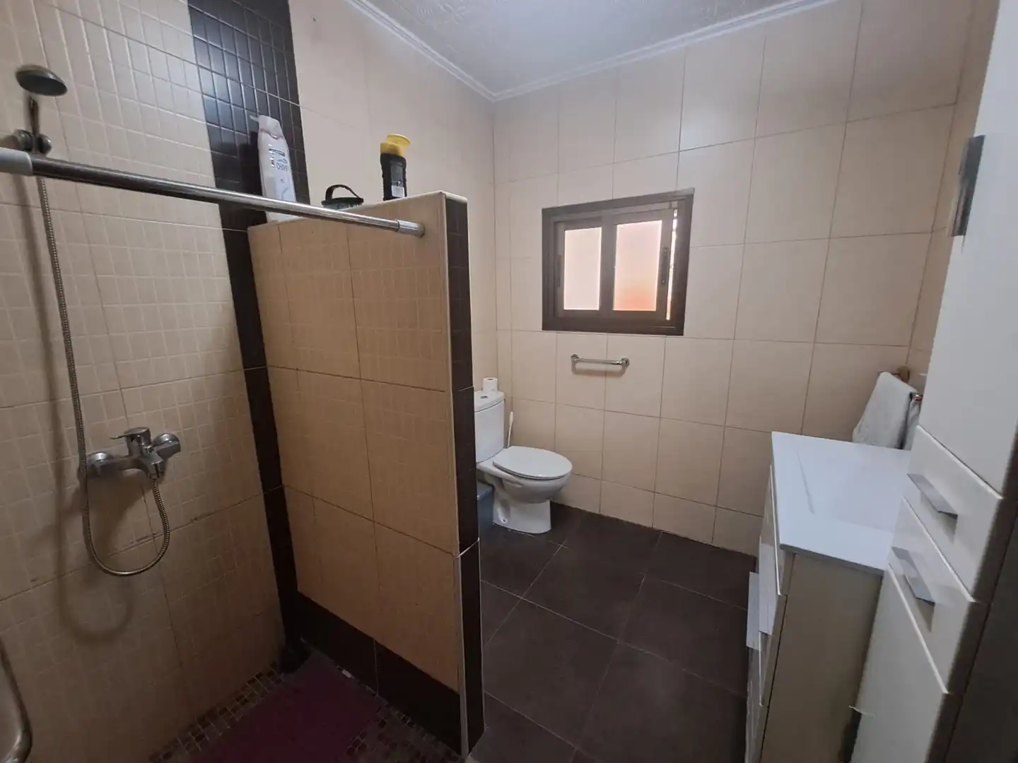Bany de Casa o xalet en venda en Puertollano amb Calefacció, Terrassa i Traster