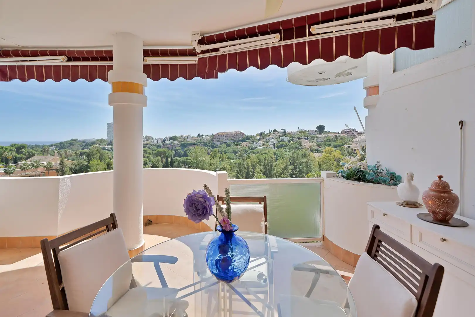 Terraza de Ático de alquiler en Marbella con Aire acondicionado, Calefacción y Jardín privado