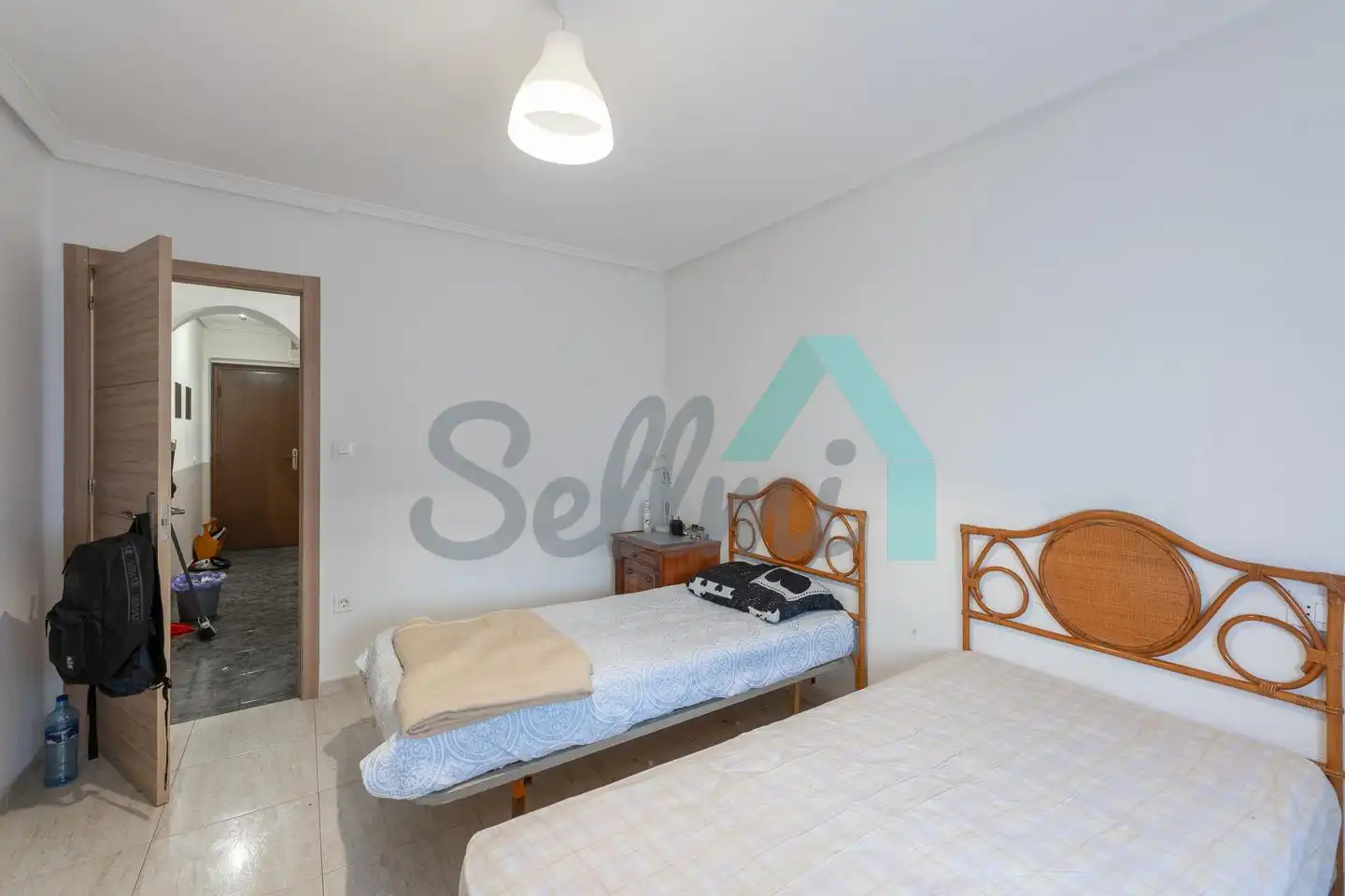 Habitación de Piso de alquiler en Avilés con Calefacción y Amueblado