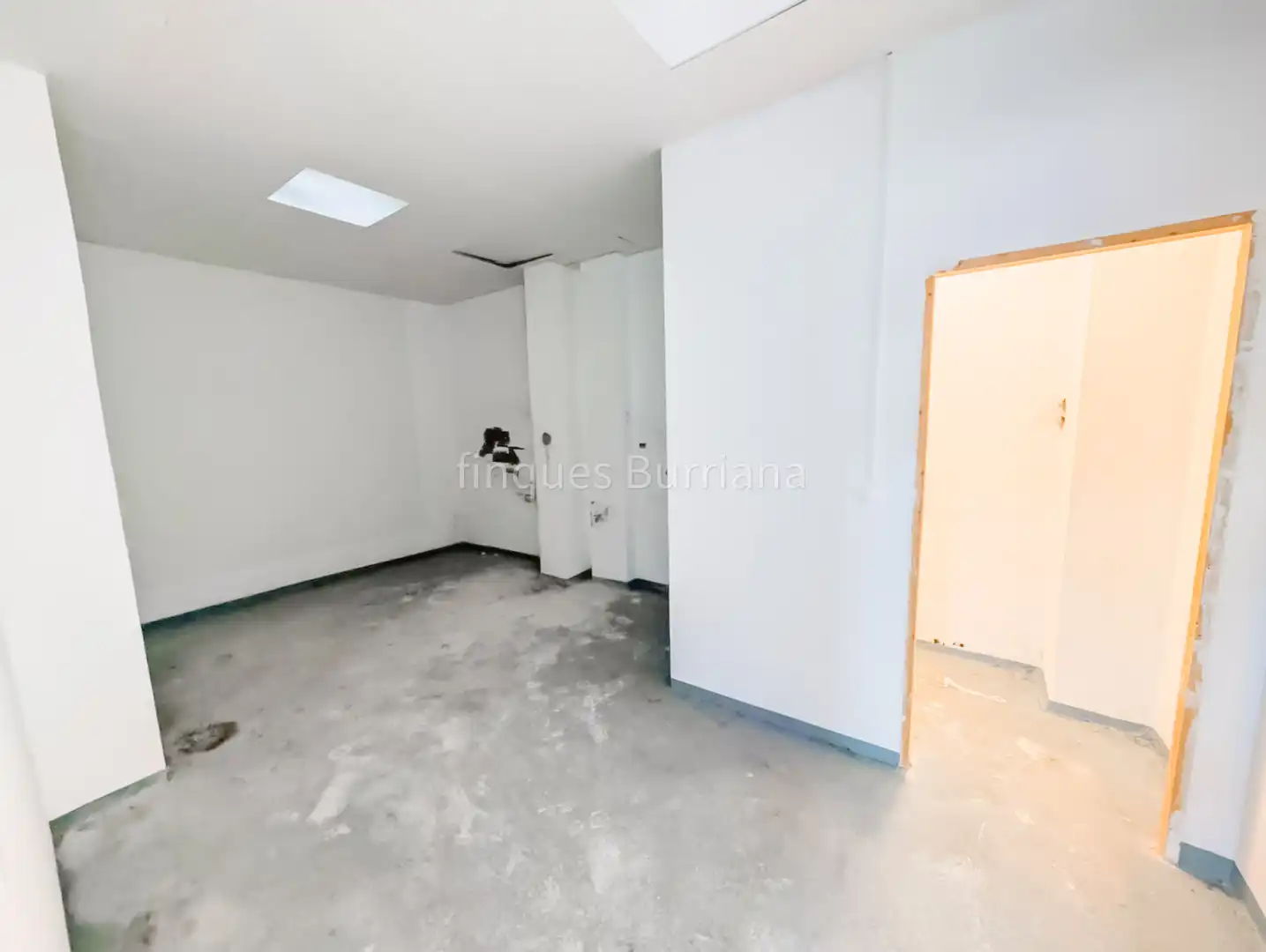 Local comercial de lloguer a Piscinas, imagen 5